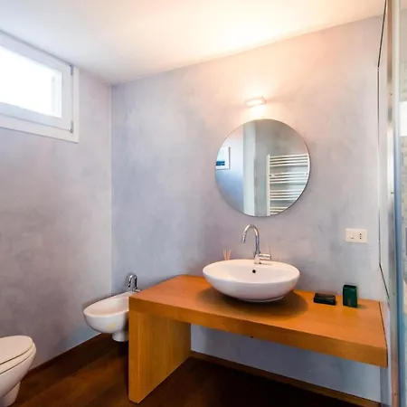 Antica Via Volta - The House Of Travelers Apartment Como Exterior photo